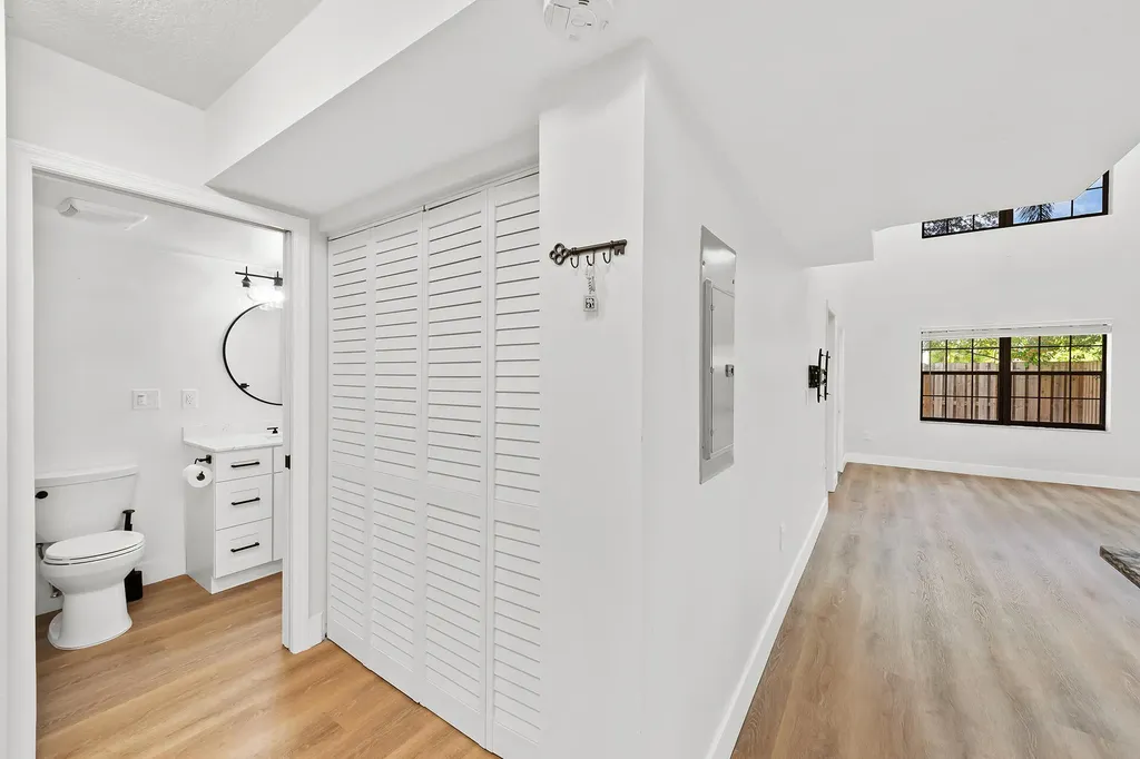 243 City View Drive Fort Lauderdale FL 33311