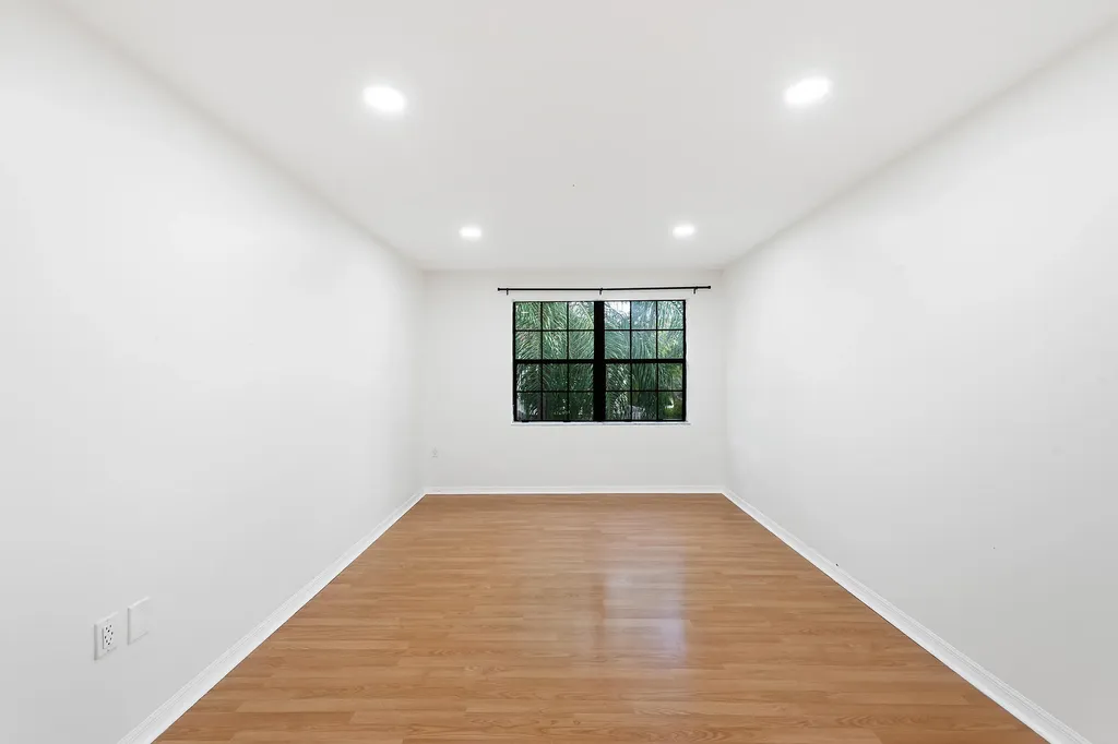 243 City View Drive Fort Lauderdale FL 33311