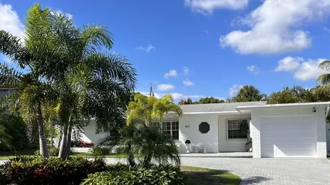 464 NW 11th Street Boca Raton FL 33432