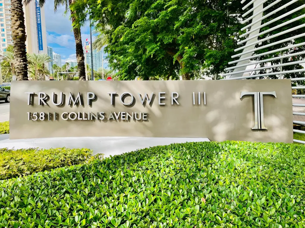 15811 Collins Avenue Sunny Isles Beach FL 33160