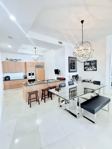 15811 Collins Avenue Sunny Isles Beach FL 33160