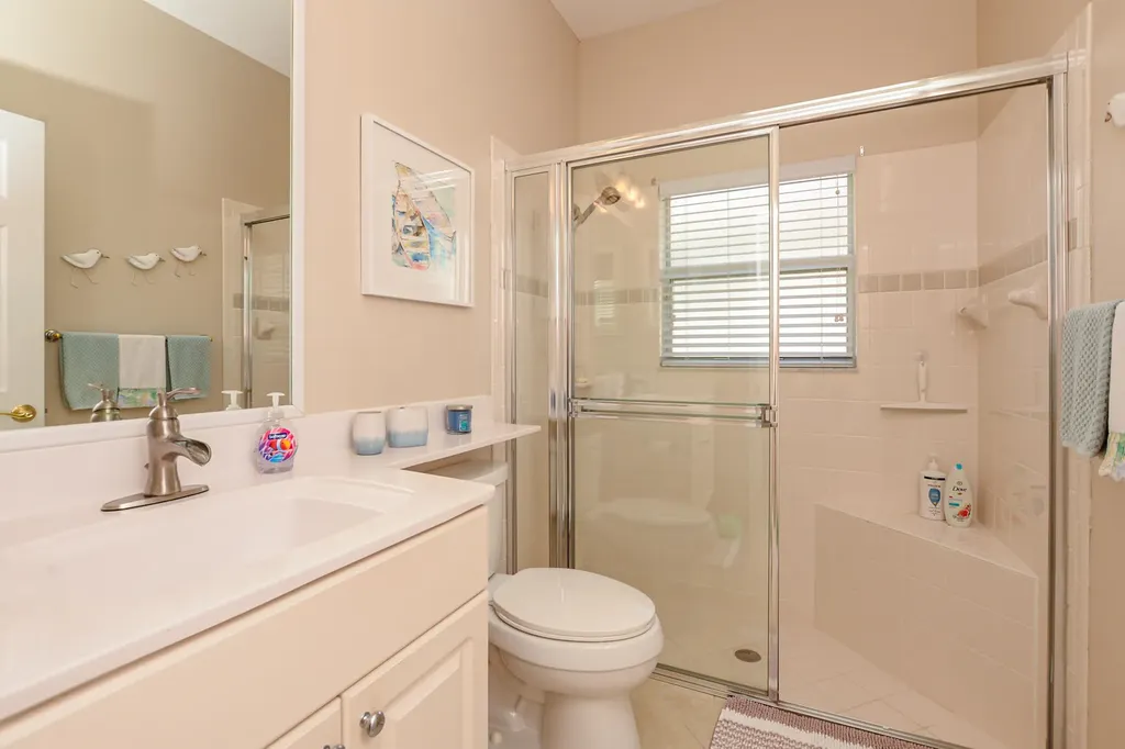 421 NW Sunview Way Port St Lucie FL 34986