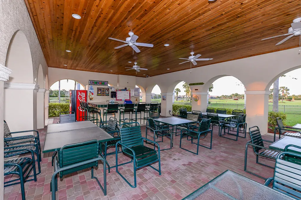421 NW Sunview Way Port St Lucie FL 34986