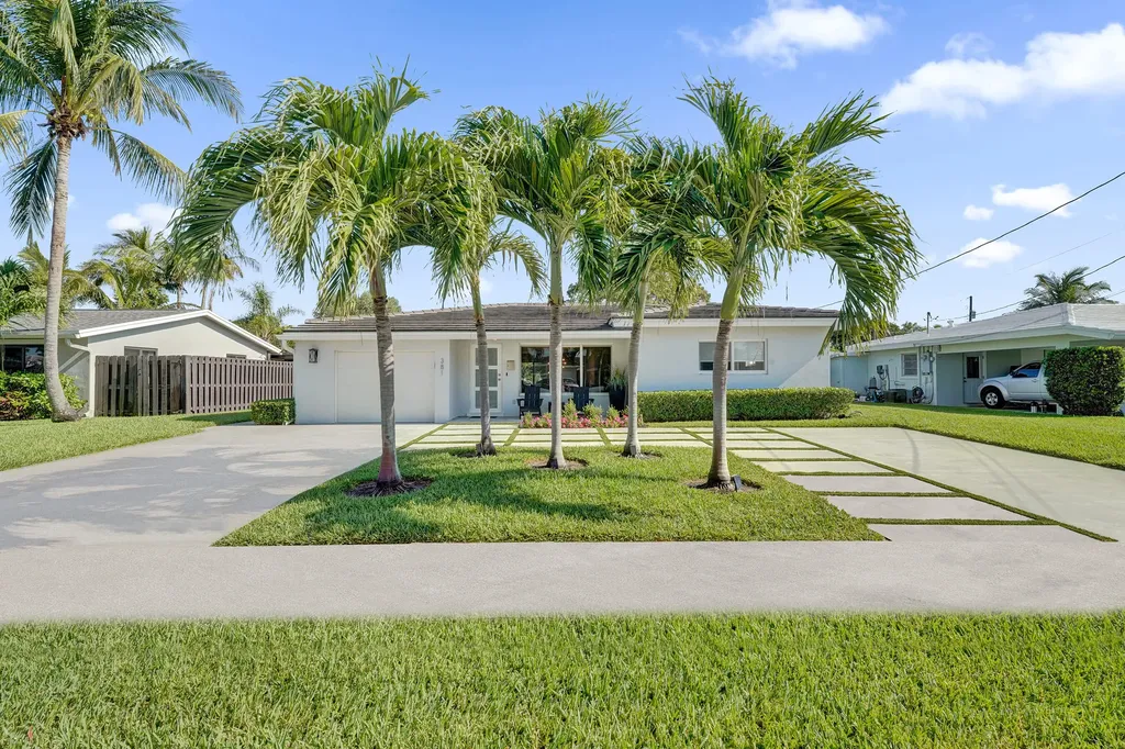 381 SE 3rd Street Pompano Beach FL 33060