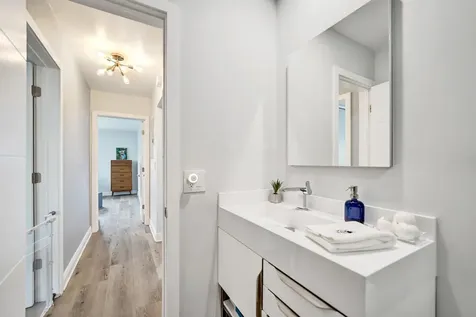 381 SE 3rd Street Pompano Beach FL 33060