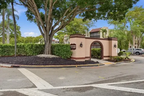 6751 N University Drive Tamarac FL 33321
