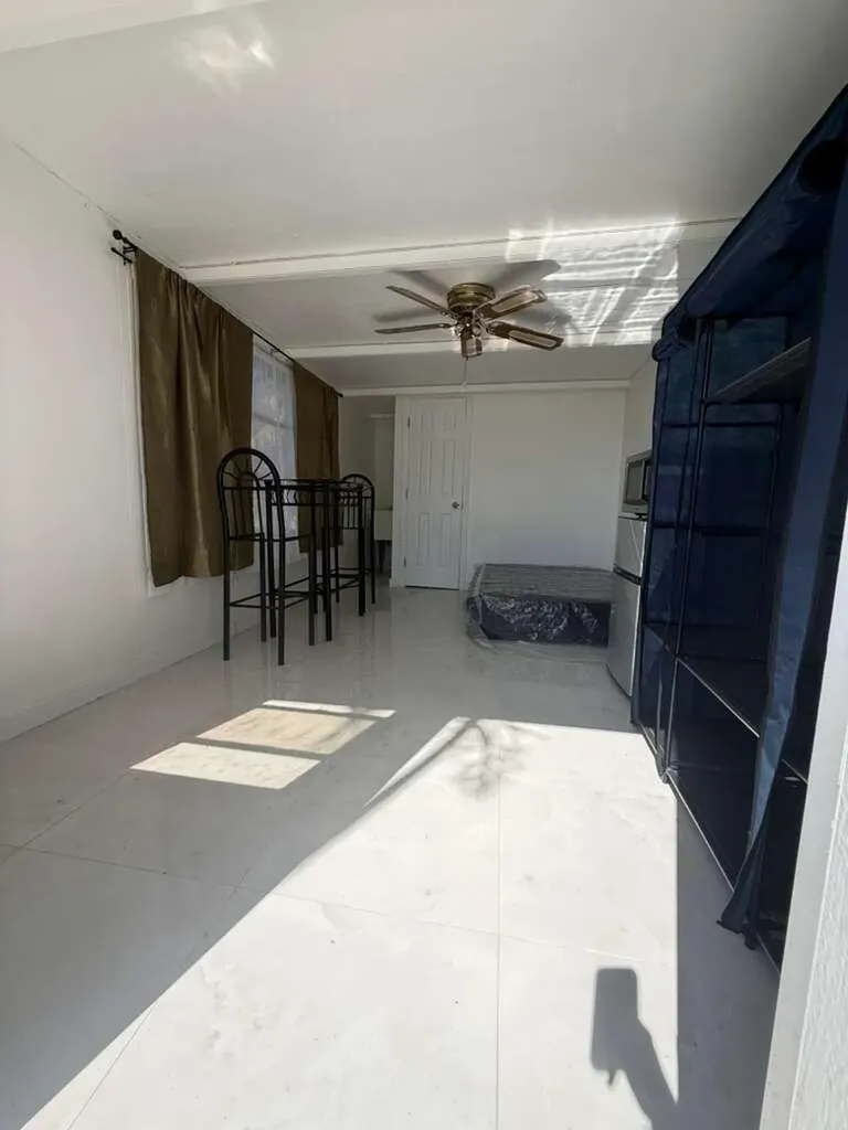 3461 SW 50th Terrace Davie FL 33314
