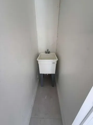 3461 SW 50th Terrace Davie FL 33314