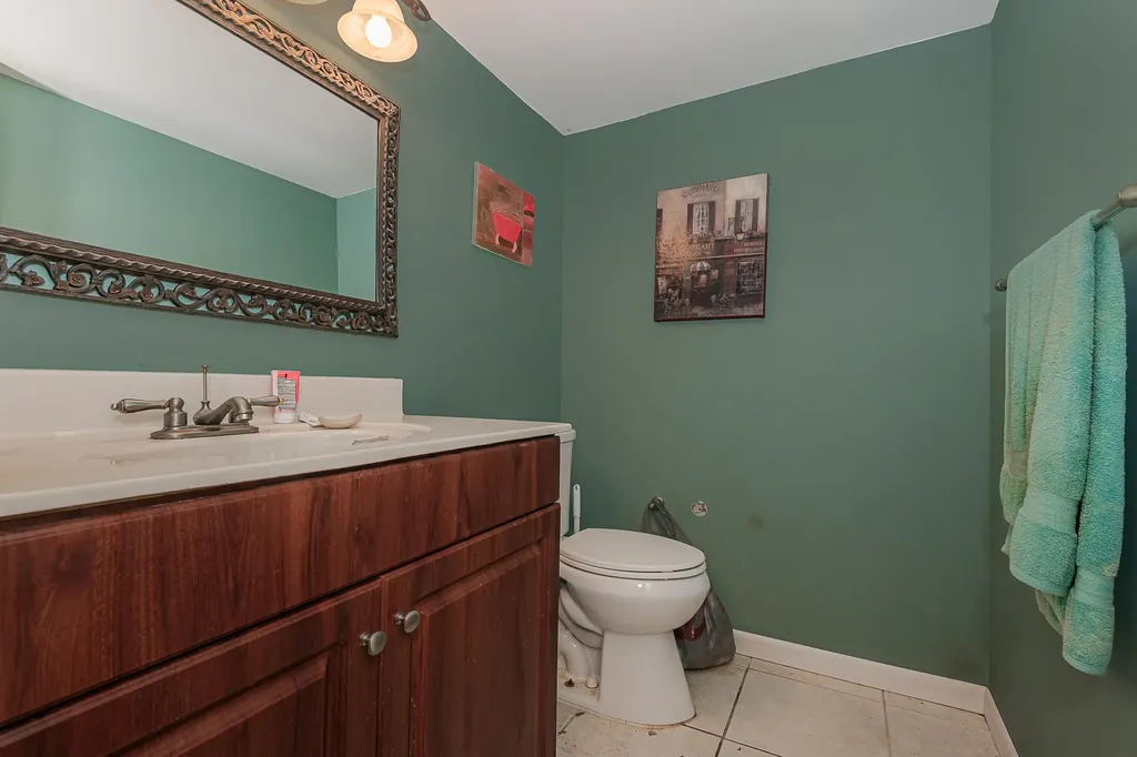 3955 N Nob Hill Road Sunrise FL 33351