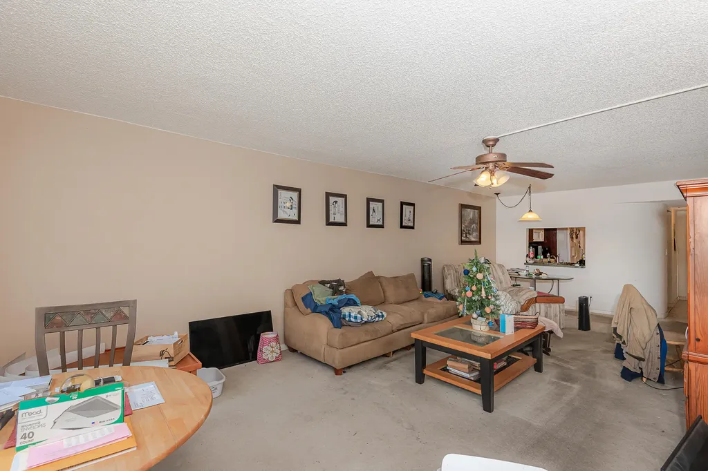 3955 N Nob Hill Road Sunrise FL 33351