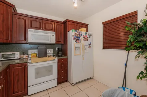 3955 N Nob Hill Road Sunrise FL 33351