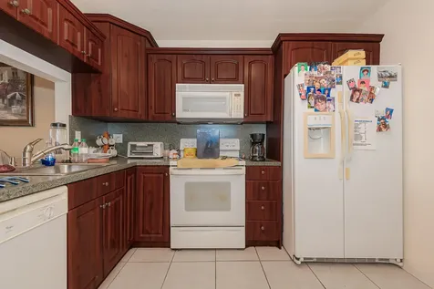 3955 N Nob Hill Road Sunrise FL 33351