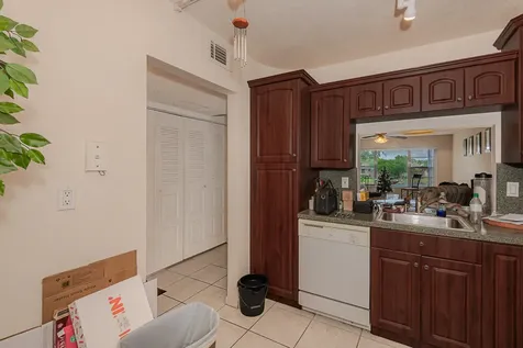 3955 N Nob Hill Road Sunrise FL 33351