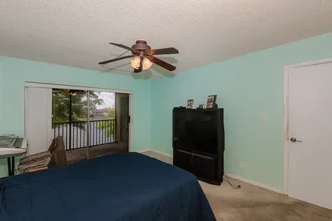 3955 N Nob Hill Road Sunrise FL 33351