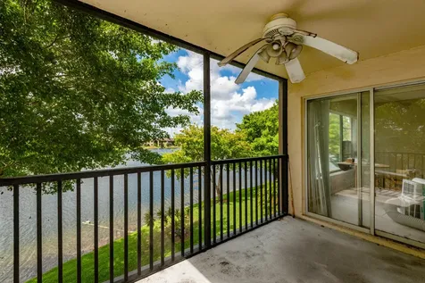 3955 N Nob Hill Road Sunrise FL 33351