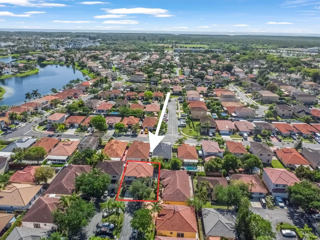 9002 SW 214th Lane Cutler Bay FL 33189