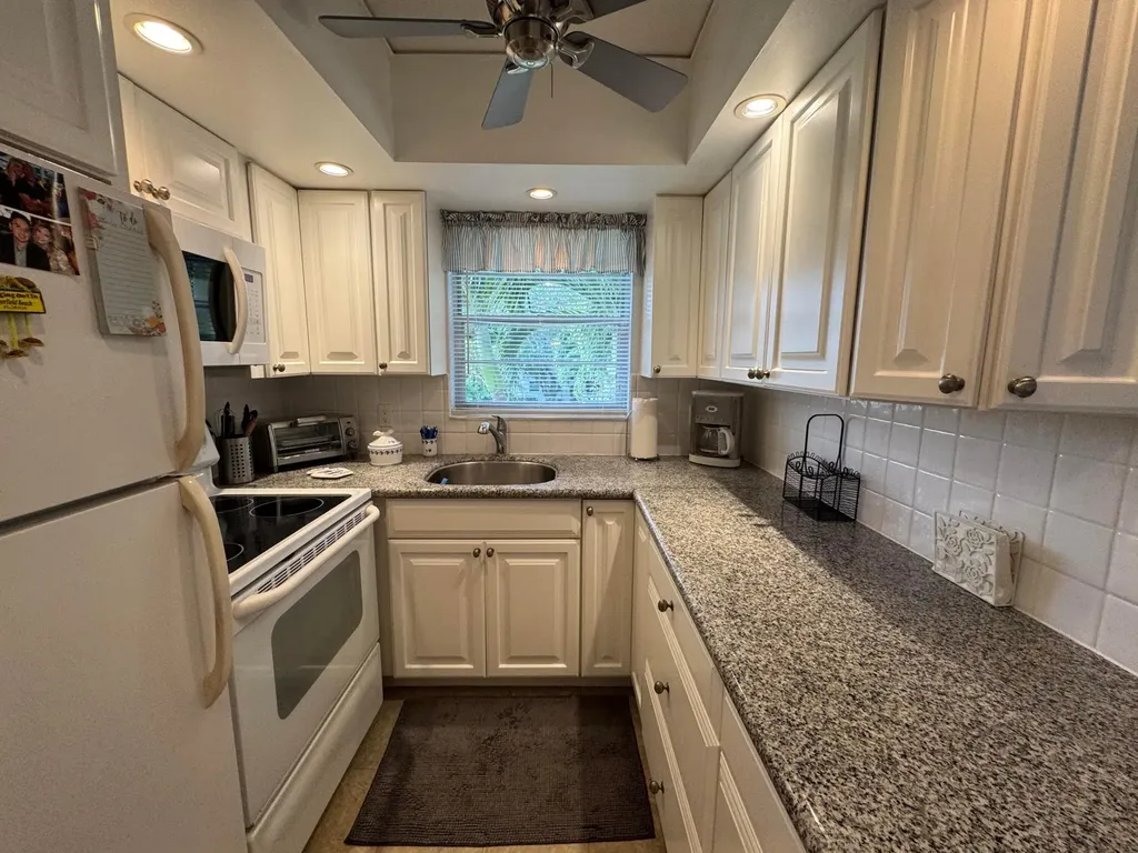 260 Prescott M Deerfield Beach FL 33442