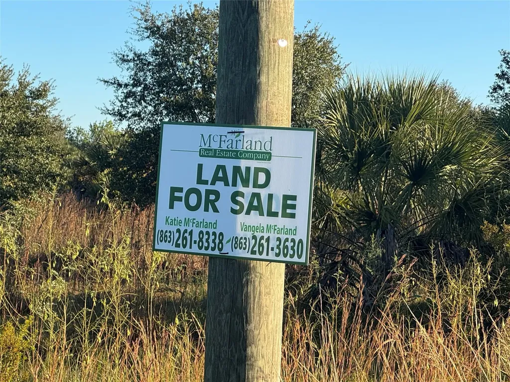 2025 Cabbage Lane Okeechobee FL 34974