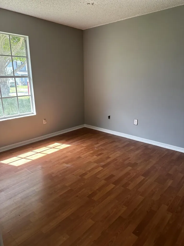 1021 SW Dubois Avenue Port St Lucie FL 34953