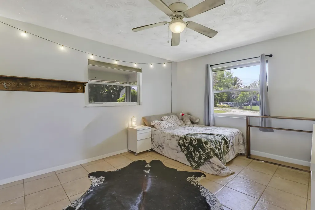 16296 81st Lane N The Acreage FL 33470