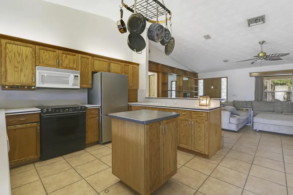 16296 81st Lane N The Acreage FL 33470