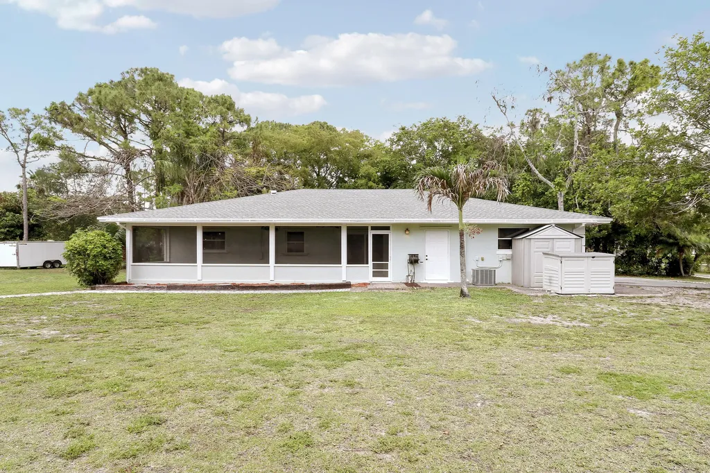 16296 81st Lane N The Acreage FL 33470