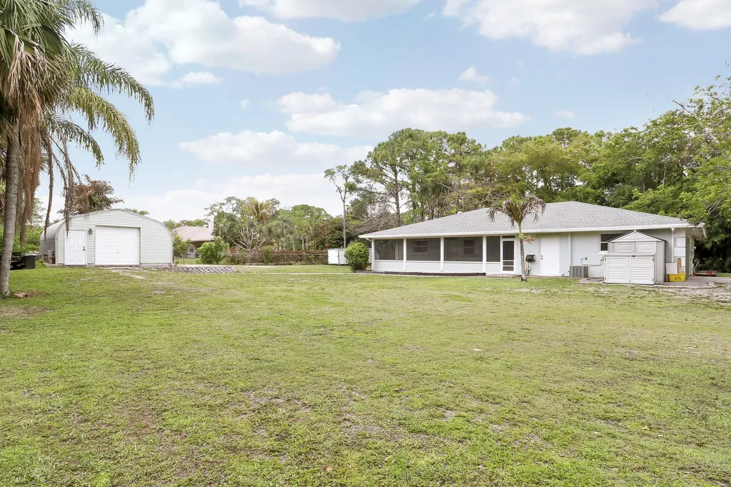 16296 81st Lane N The Acreage FL 33470
