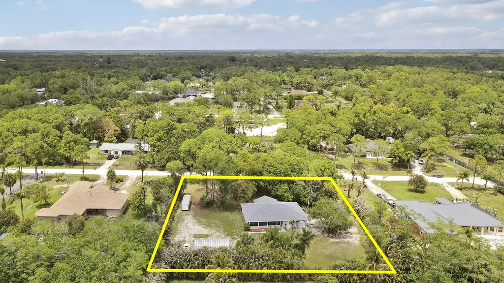 16296 81st Lane N The Acreage FL 33470