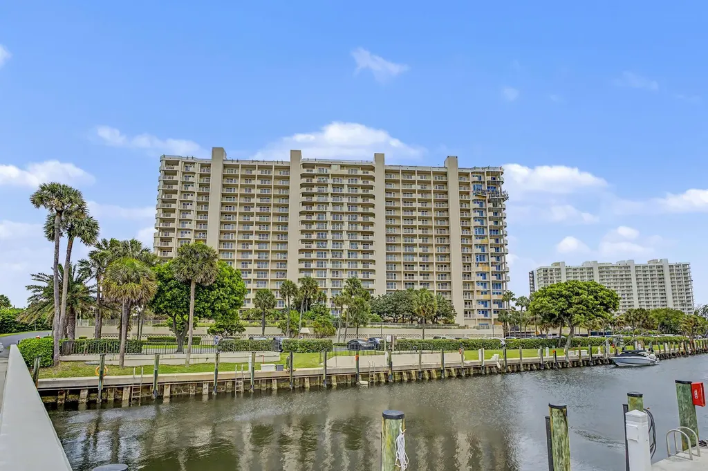 4301 N Ocean Boulevard Boca Raton FL 33431