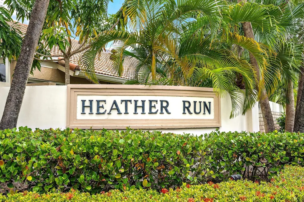 1802 Rosewood Way Palm Beach Gardens FL 33418