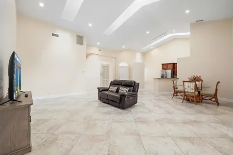 1802 Rosewood Way Palm Beach Gardens FL 33418