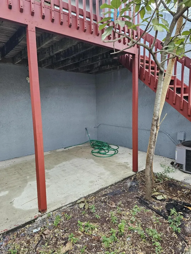10 Crossings Circle Boynton Beach FL 33435