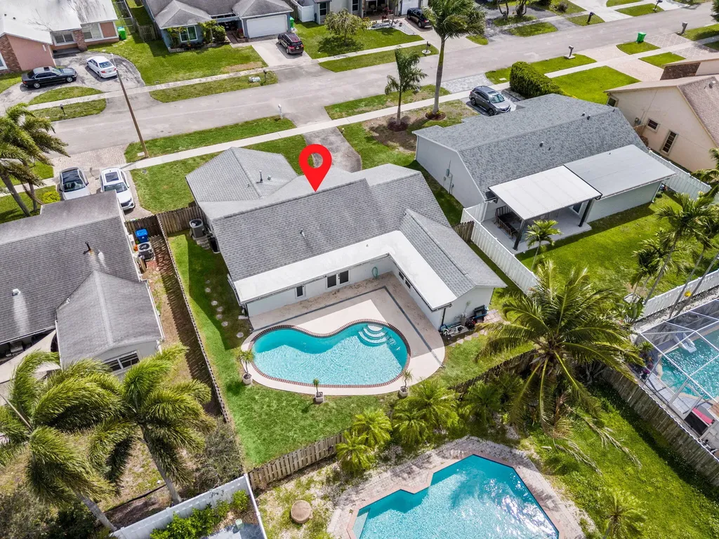 11831 NW 38th Place Sunrise FL 33323
