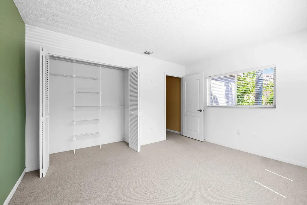 201 NW 101st Avenue Plantation FL 33324