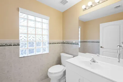 201 NW 101st Avenue Plantation FL 33324