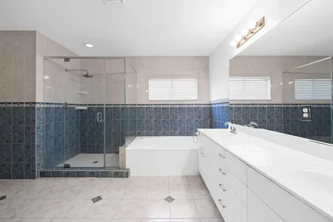 201 NW 101st Avenue Plantation FL 33324