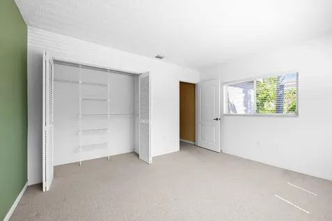 201 NW 101st Avenue Plantation FL 33324