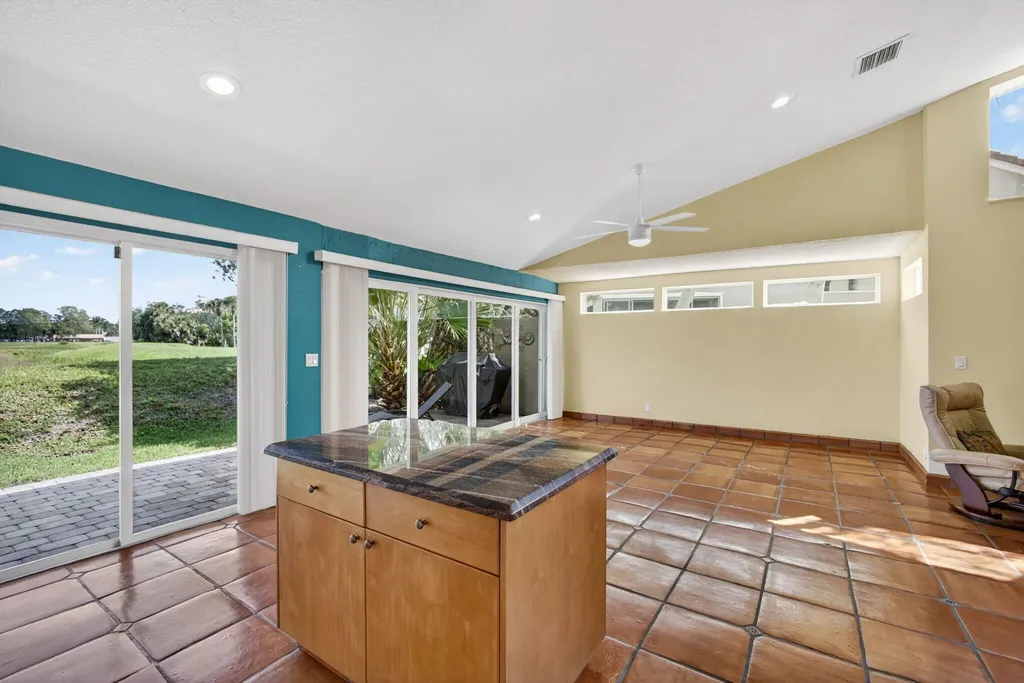 1404 Mahogany Place Palm Beach Gardens FL 33418