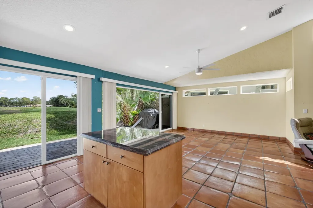 1404 Mahogany Place Palm Beach Gardens FL 33418