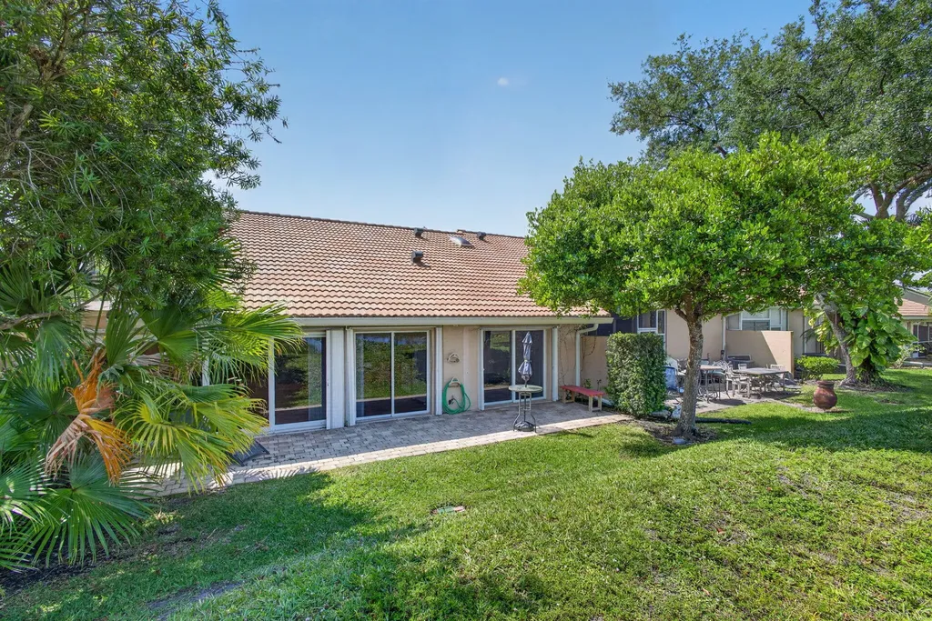 1404 Mahogany Place Palm Beach Gardens FL 33418