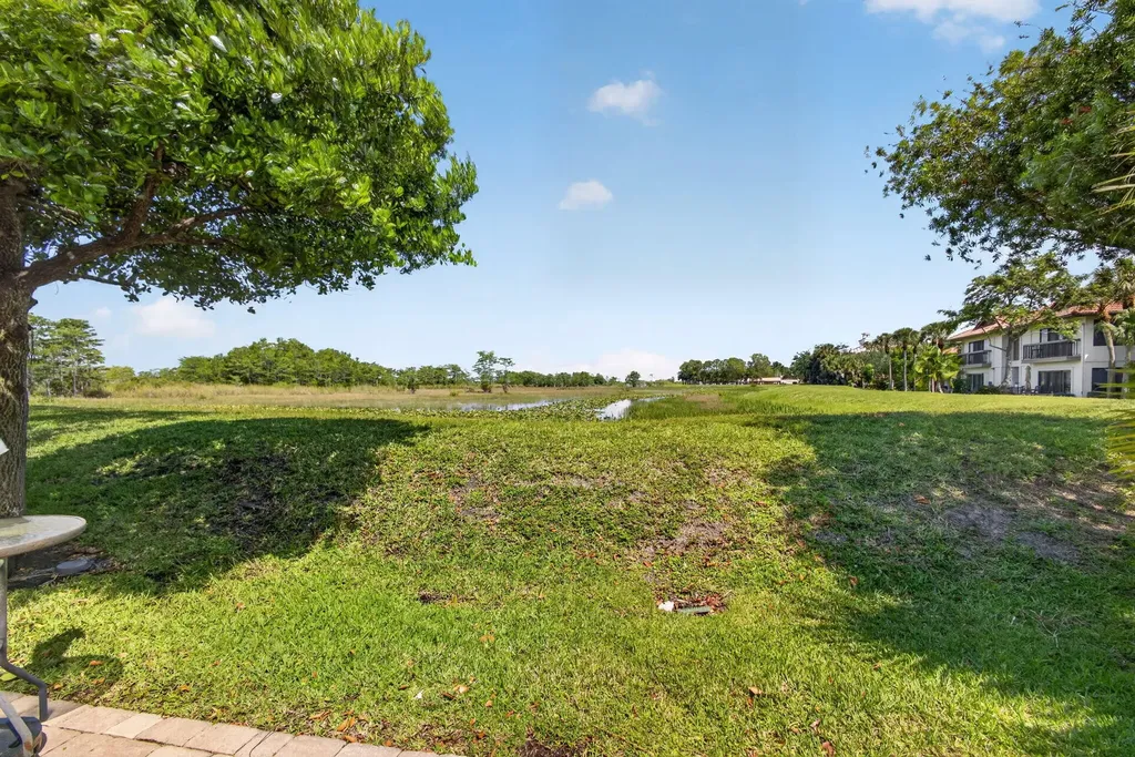1404 Mahogany Place Palm Beach Gardens FL 33418