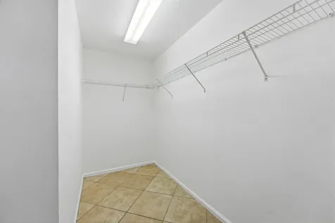 1275 Rosegate Boulevard Riviera Beach FL 33404