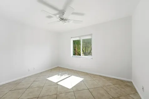 1275 Rosegate Boulevard Riviera Beach FL 33404