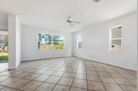 1275 Rosegate Boulevard Riviera Beach FL 33404