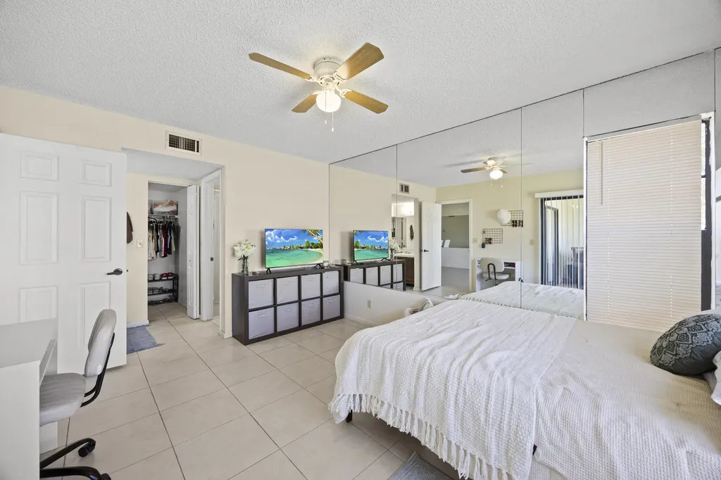 2600 Greenwood Terrace Boca Raton FL 33431