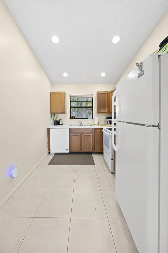 2600 Greenwood Terrace Boca Raton FL 33431