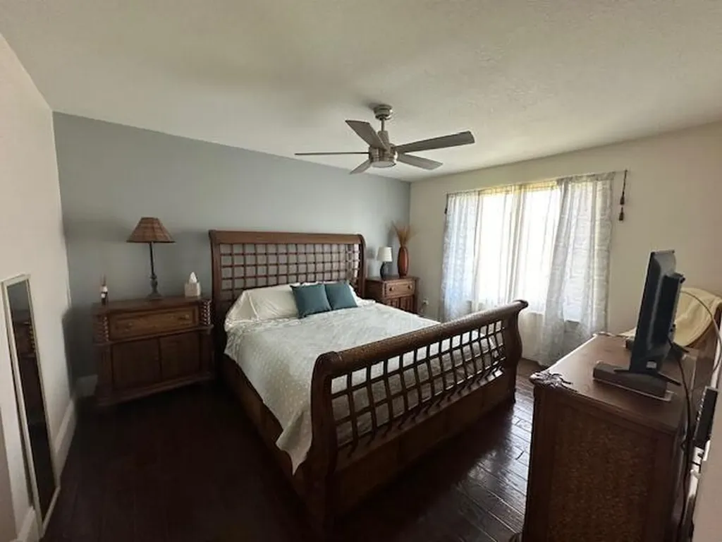 822 Villa Circle Boynton Beach FL 33435