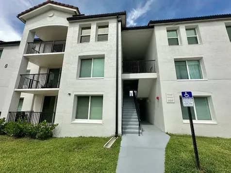 822 Villa Circle Boynton Beach FL 33435