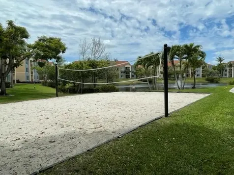 822 Villa Circle Boynton Beach FL 33435