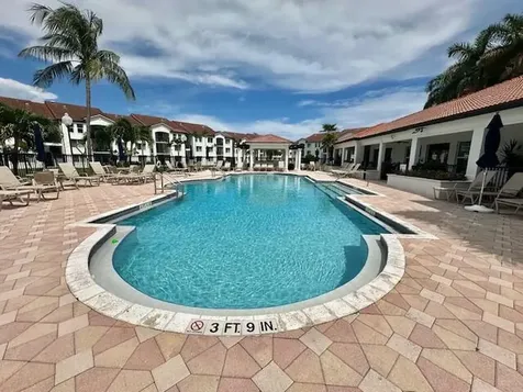 822 Villa Circle Boynton Beach FL 33435